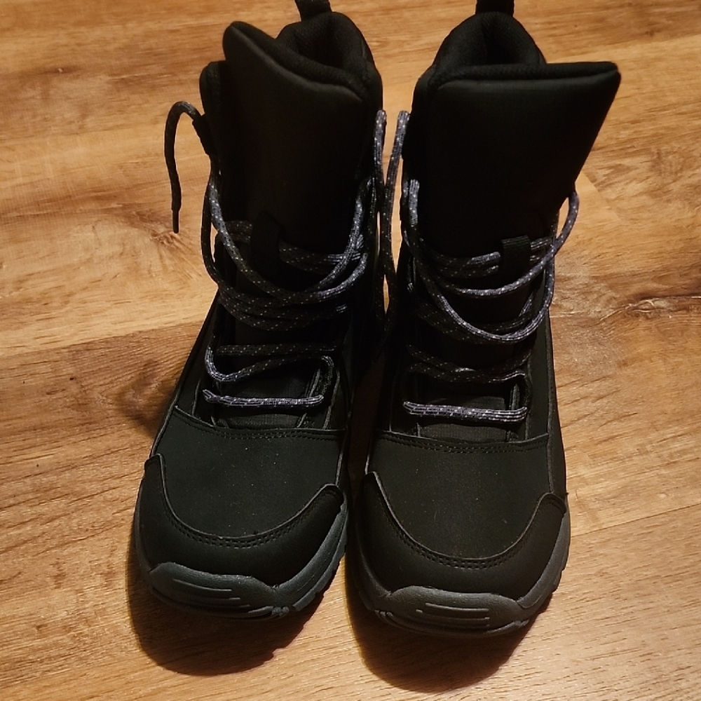 Black Winter Boots